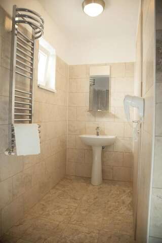 Отель Hotel Nova Residence Бухарест Двухместный номер с 2 отдельными кроватями-14