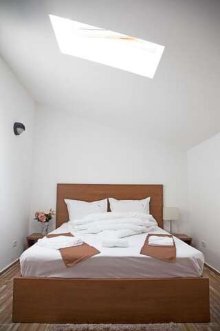 Отель Hotel Nova Residence Бухарест Люкс с 1 спальней-1