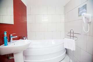 Отель Hotel Nova Residence Бухарест Люкс с 1 спальней-6