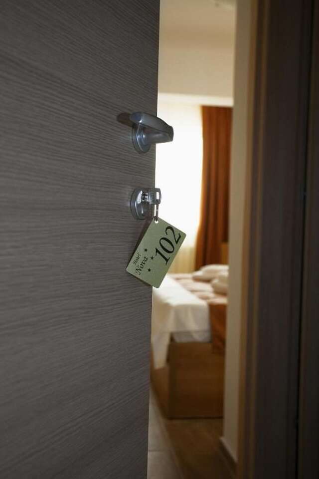 Отель Hotel Nova Residence Бухарест-59